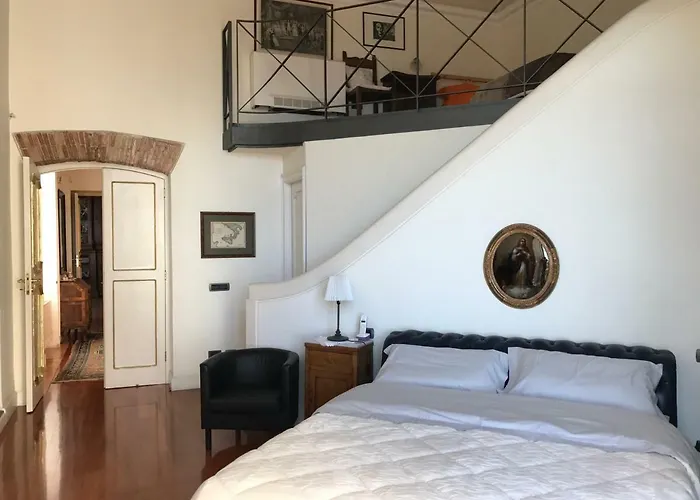 Palazzo Conforti 3*