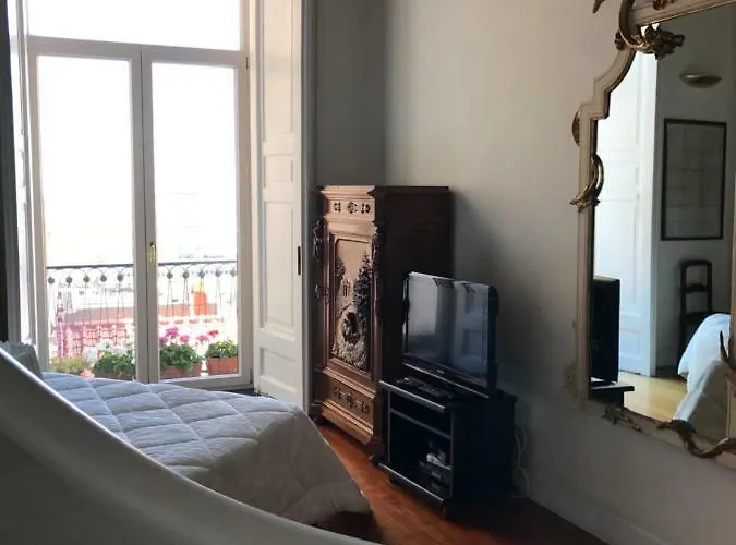 Palazzo Conforti 3*