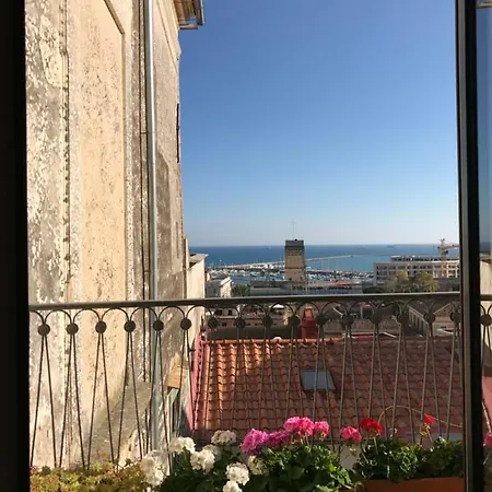 Bed & Breakfast Palazzo Conforti 3*